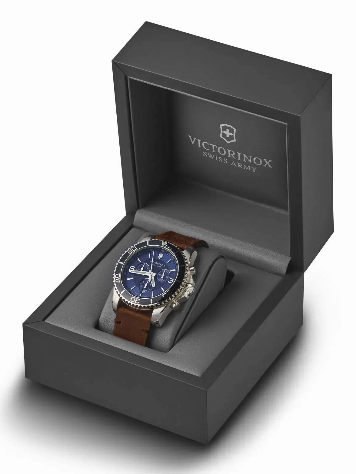 Victorinox Swiss Army Maverick Chronograph Stainless Steel Brown Leather Blue Dial Date Mens Watch 241865