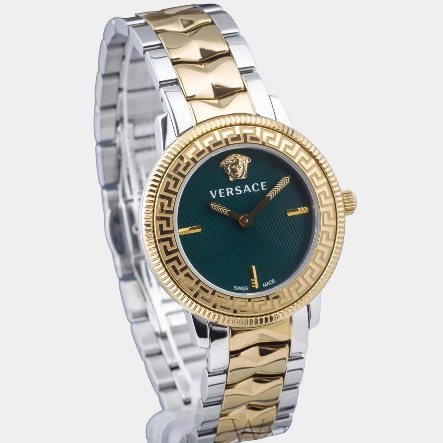 Women's Green Analog Stainless Steel Watch VE2P00522