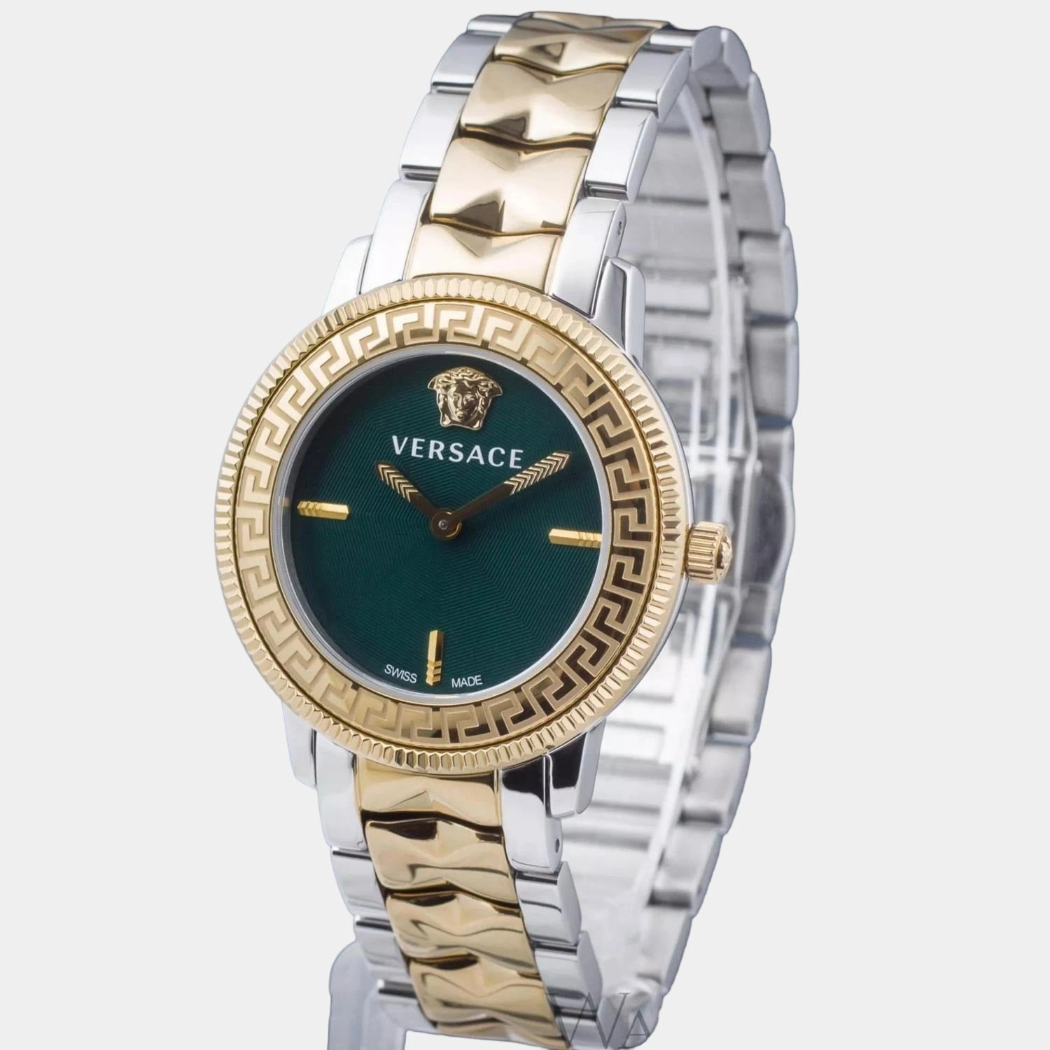 Women's Green Analog Stainless Steel Watch VE2P00522